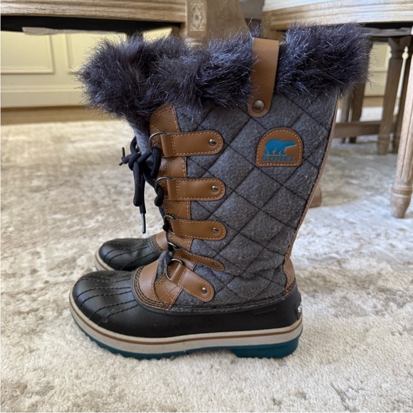 Sorel Tofino Quilted Winter Boots